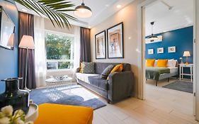 Modern Flat Near Hadrian'S Gate
